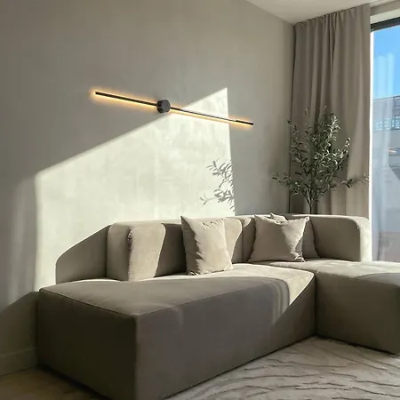 Bonjour Modern - Parking, Kingsize Bed Lägenhet